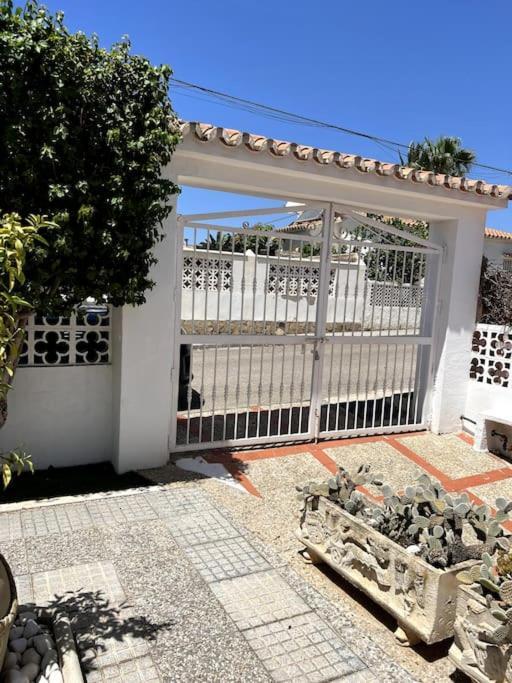 Detached Pool Villa, Idyllic Setting 450m To * Caleta De Velez