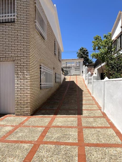 Detached Pool Villa, Idyllic Setting 450m To