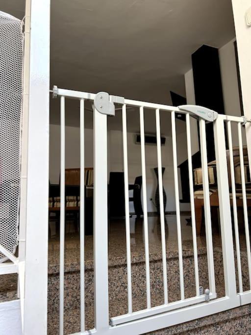 Detached Pool Villa, Idyllic Setting 450m To * Caleta De Velez