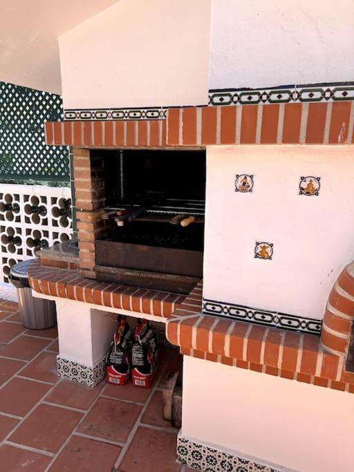 Detached Pool Villa, Idyllic Setting 450m To Villa Caleta De Velez