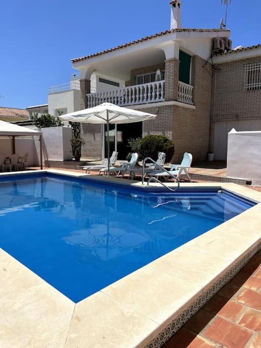 Villa Detached Pool Villa, Idyllic Setting 450m To *