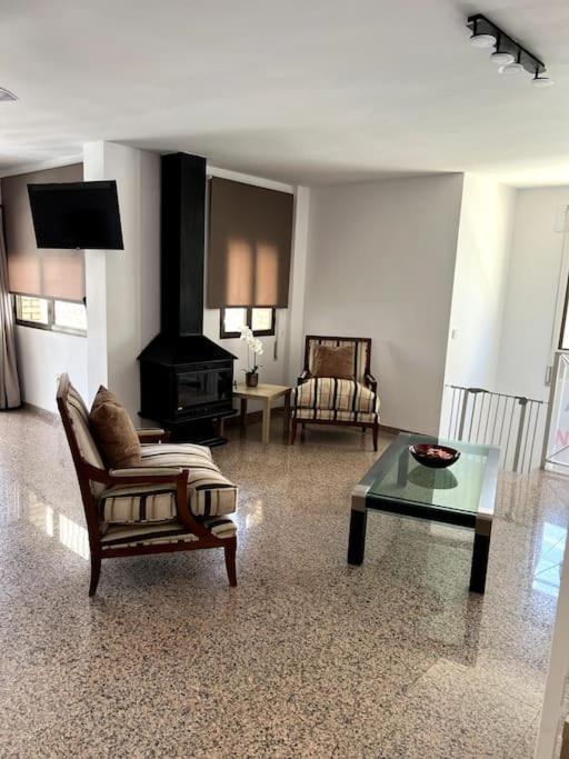 Detached Pool Villa, Idyllic Setting 450m To Villa Caleta De Velez