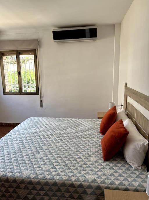 Villa Detached Pool Villa, Idyllic Setting 450m To Caleta De Velez