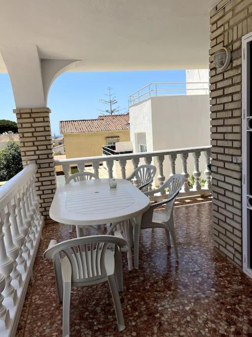 Detached Pool Villa, Idyllic Setting 450m To Villa Caleta De Velez